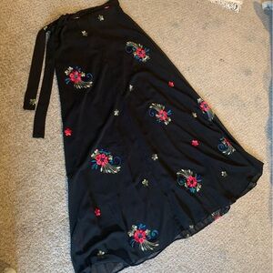 Black Floral Maxi Skirt Embroidered Red Flower Blue Green Tie XS